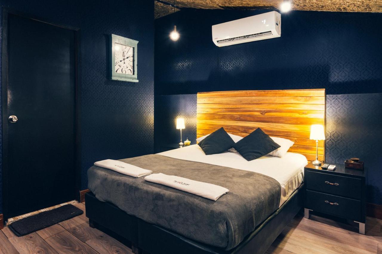 The Clock Hostel & Suites Cartagena Bagian luar foto
