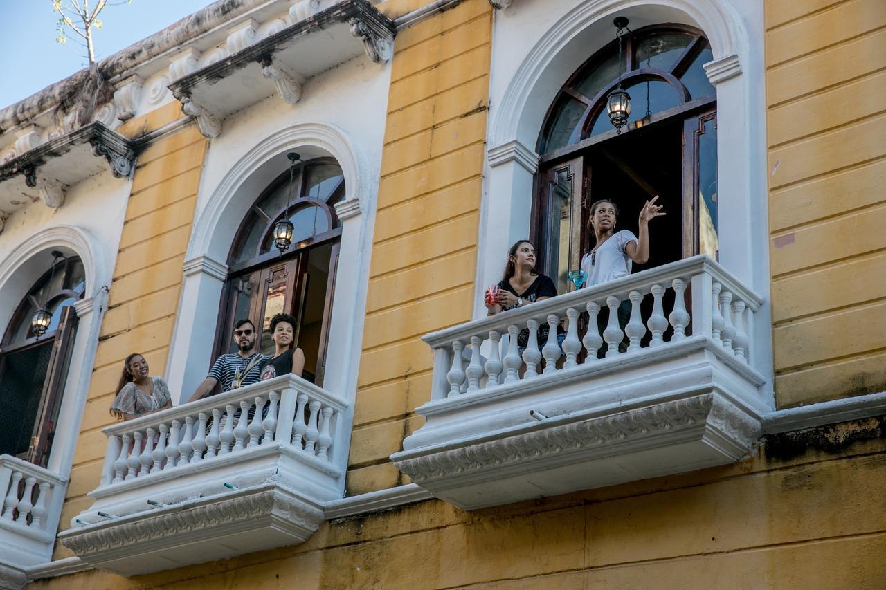 The Clock Hostel & Suites Cartagena Bagian luar foto